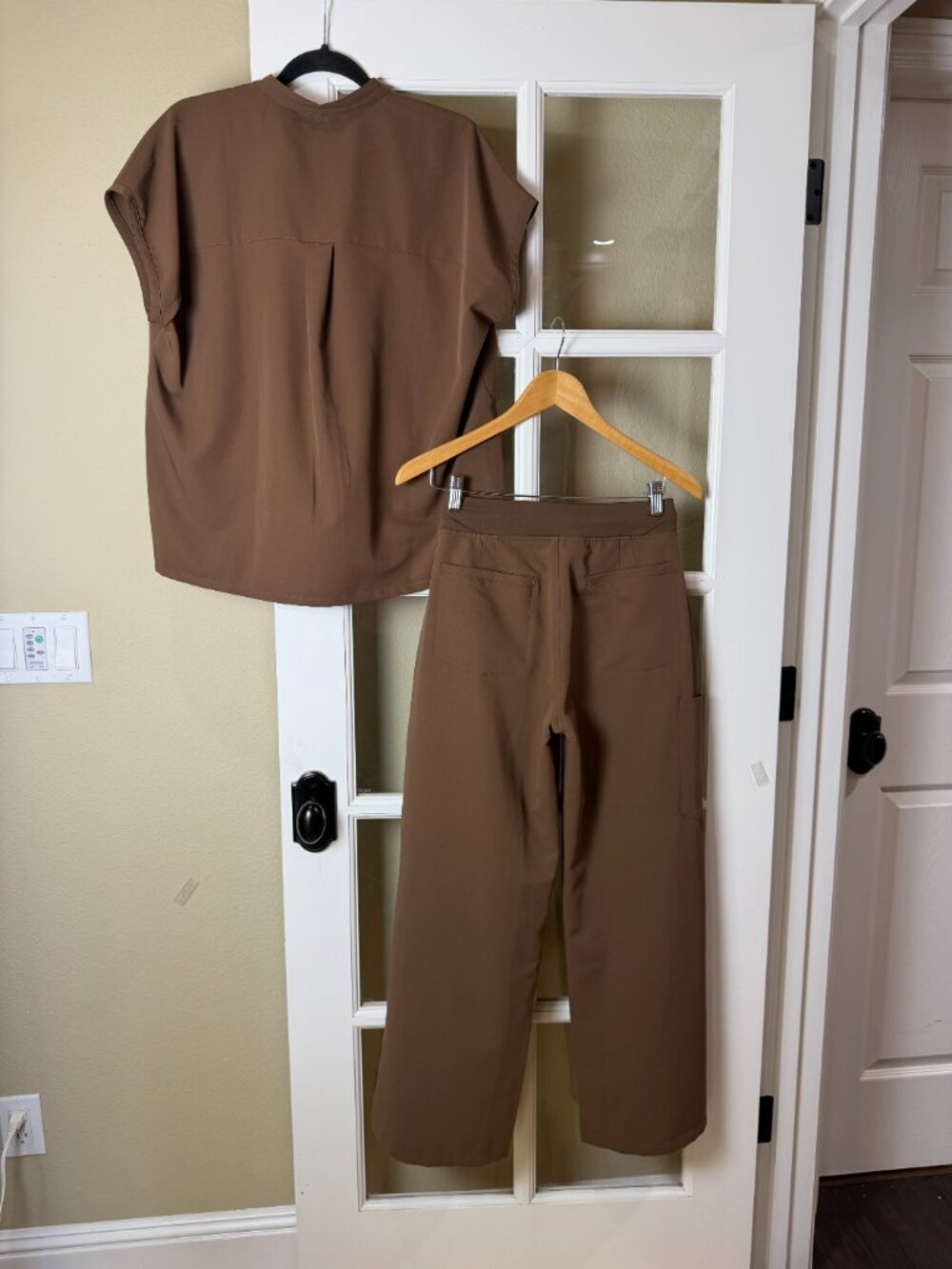 MANDALA Scrubs Set Top & Pants Chocolate Brown Size S / XS - Picture 6 of 11